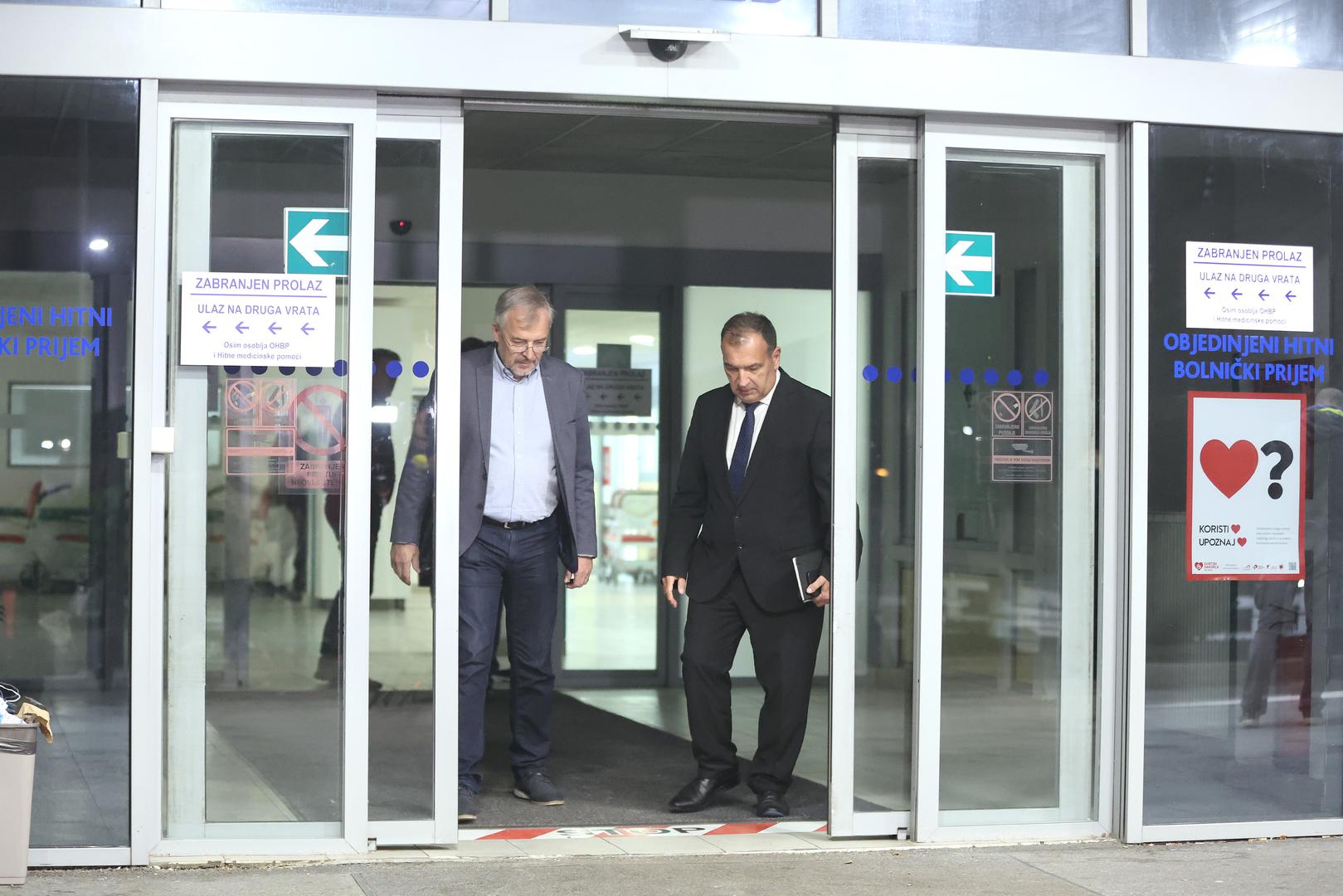 07.11.2023., Zagreb - Hitni prijem bolnice Rebro. Zbog zaprimljenih pacijenata uslijed konzumacije navodno kontaminirane mineralne vode Romerquelle Emotion Blueberry Pomegranate i-ili Coca Cole, ministar zdravstva Vili Beros, Krunoslav Capak i zamjenik ravnatelja bolnice Milivoj Novak obratili su se medijima. Photo: Sanjin Strukic/PIXSELL