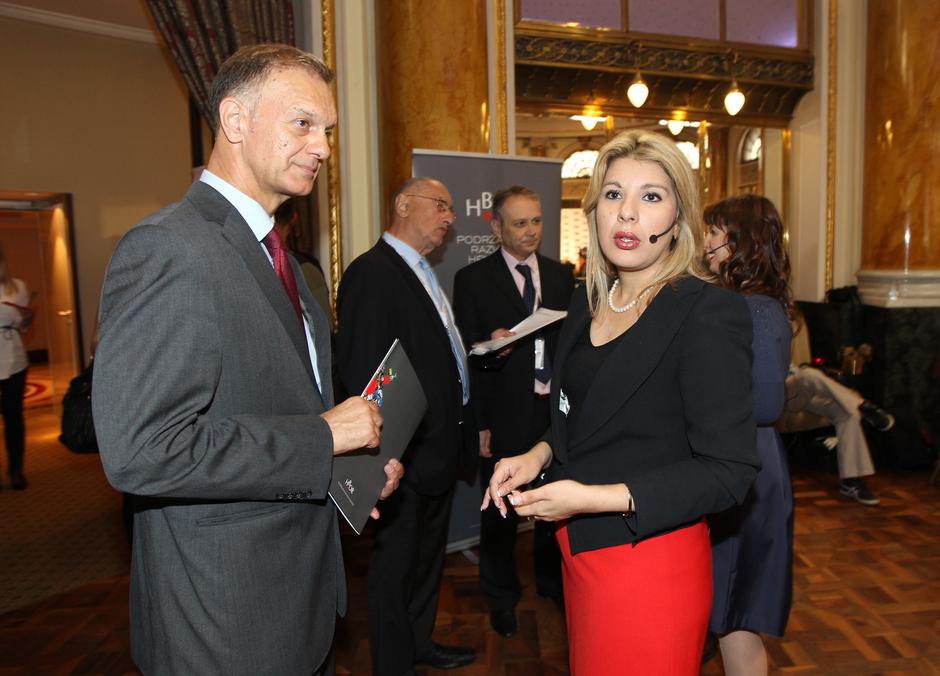 konferencija,Večernji