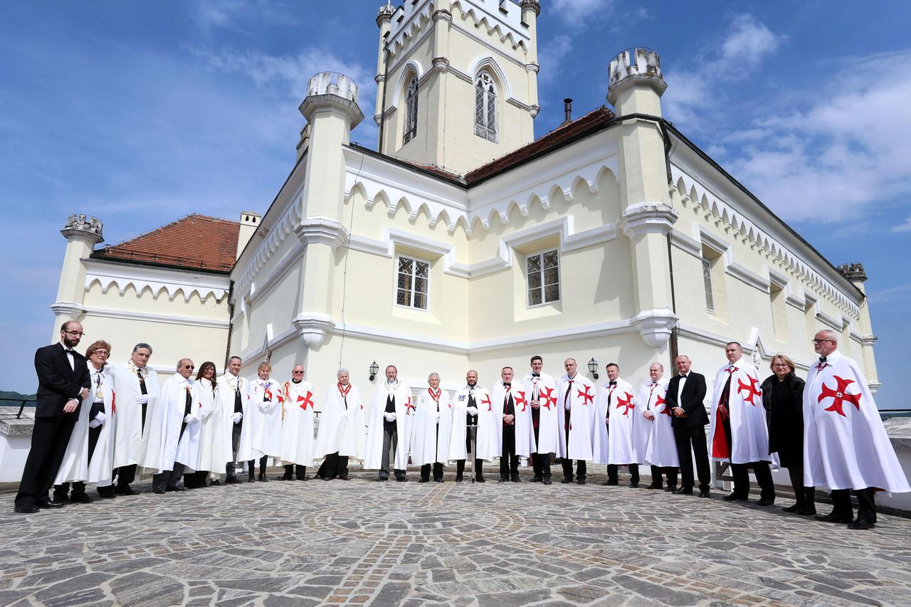 Trakošćan, 23.04.2016.Sudionici 6. Templarske konferencije u posjeti dvorcu Trakošćan.Snimio Igor Nobilo