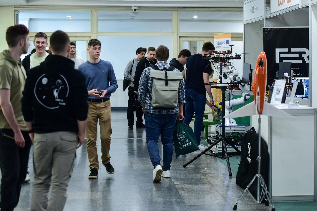 Zagreb: Svečano otvorenje DroneDaysa na Fakultetu elektrotehnike i računarstva