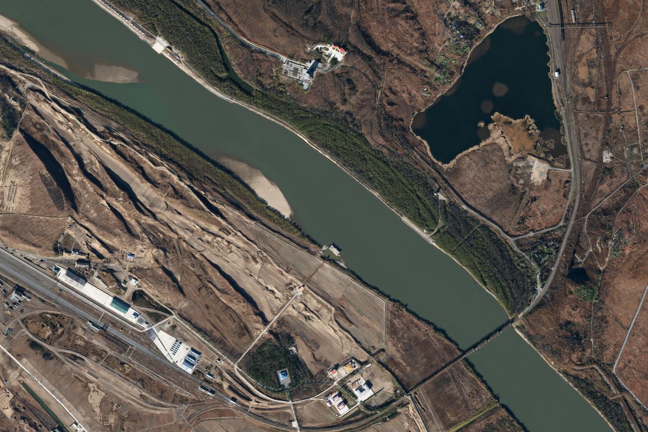 Satellite image shows Tumangang Friendship Bridge in North Korea-Russia