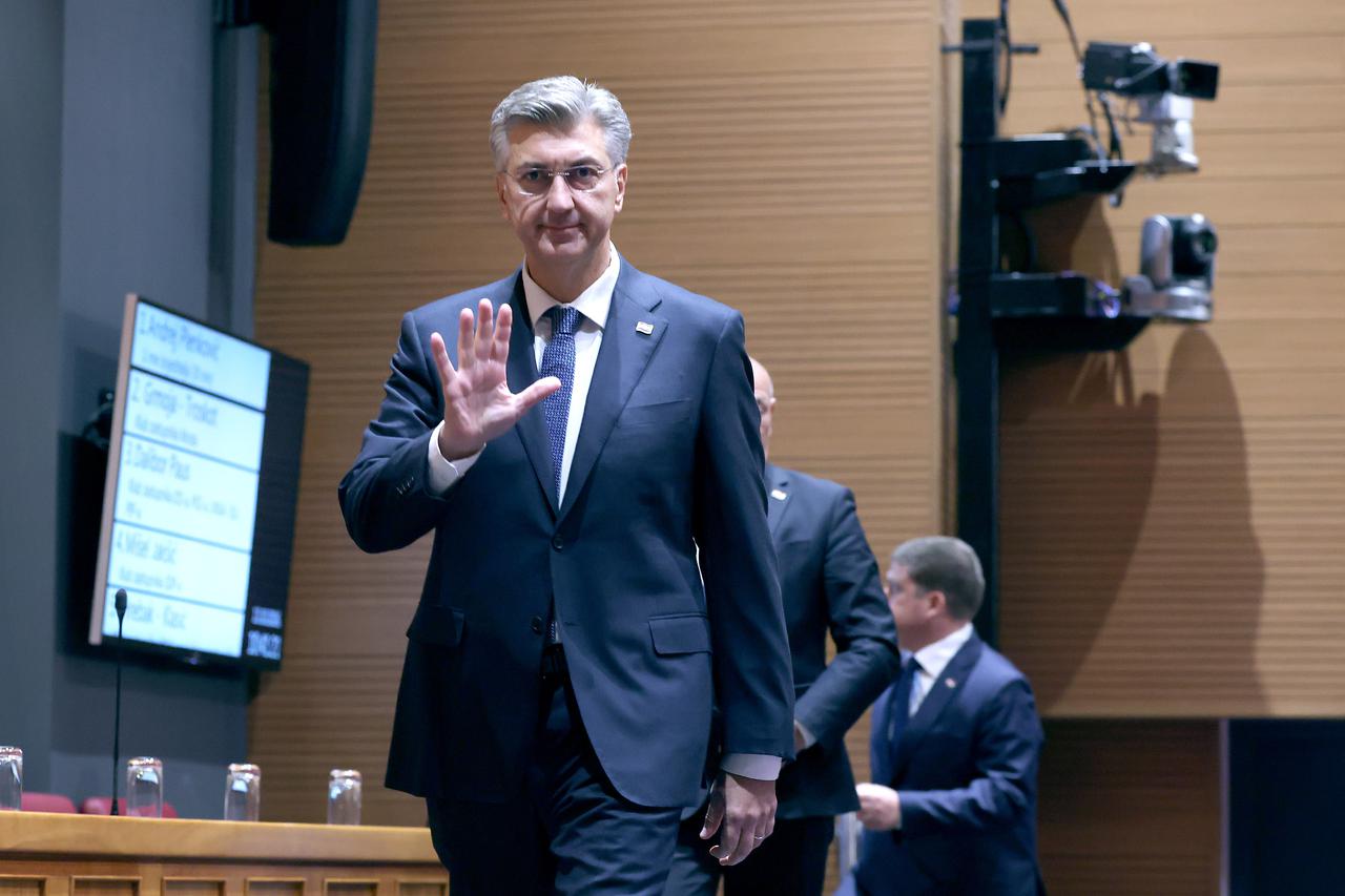 Zagreb: Sabor raspravlja o godišnjem izvješću Vlade, slijedi rasprava o povjerenju premijeru Plenkoviću