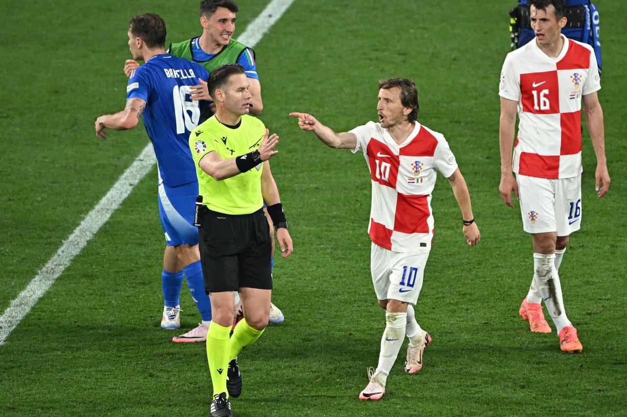 Euro 2024 - Croatia v Italy