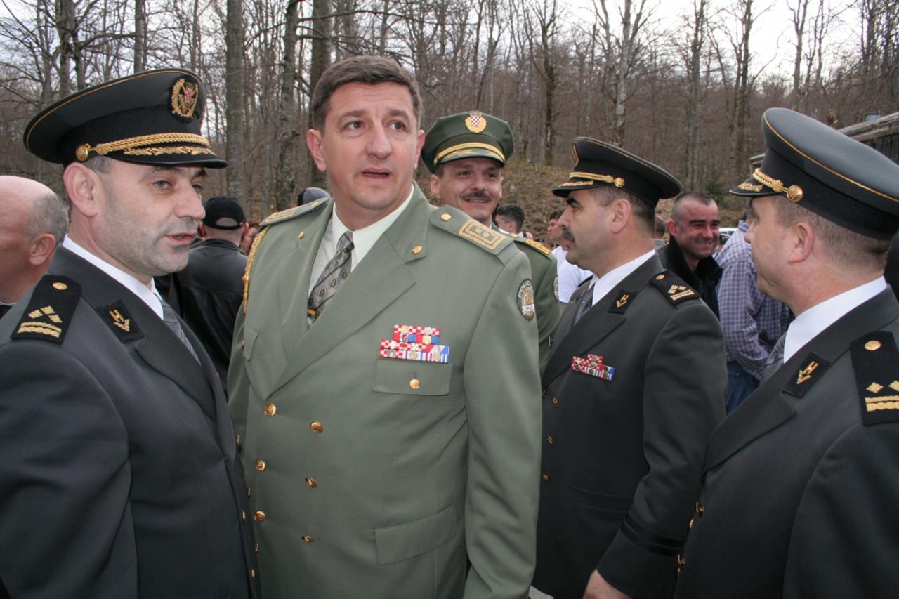 sačić