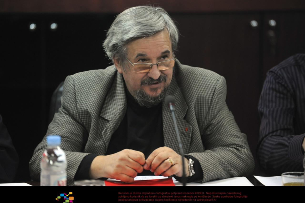 '19.11.2009., Split - Sjednica gradskog vjeca u Banovini.Marin Jurjevic Photo: Nino Strmotic/PIXSELL'