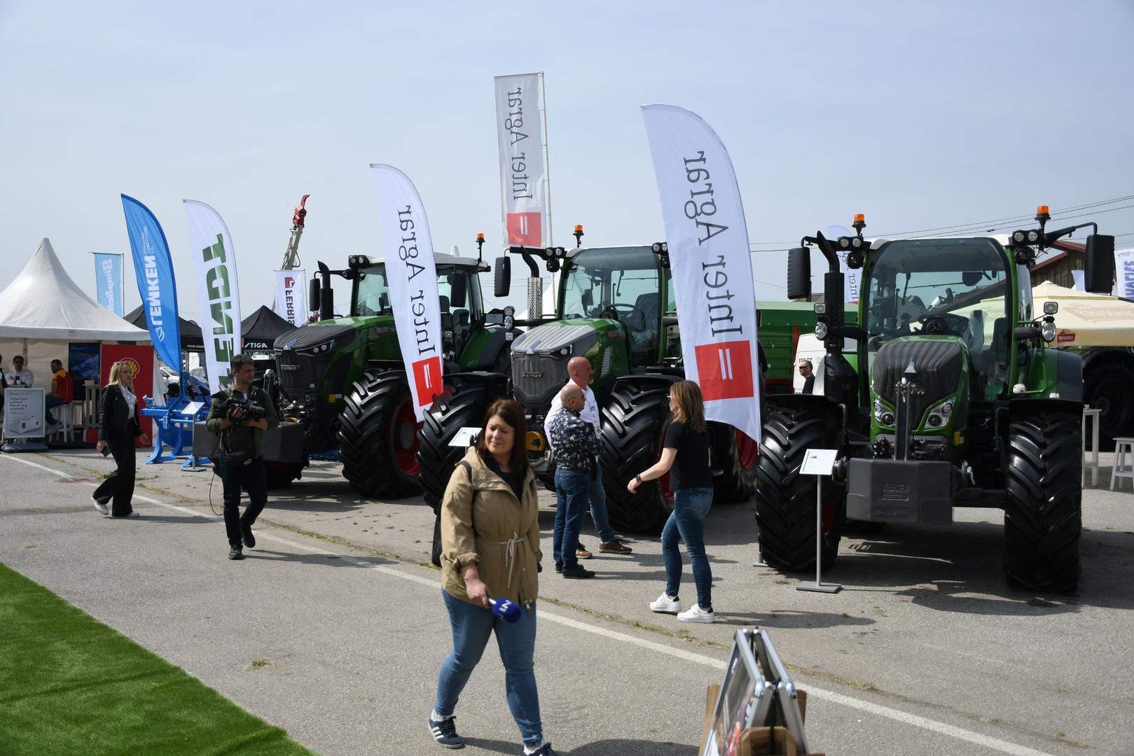 Izlagači su zakupili sav raspoloživi izložbeni prostor koji se prostire na više od stotinu tisuća četvornih metara pa će sajam koji se održava u Gudovcu pored Bjelovara ponovno biti najveći u Hrvatskoj. Proljetni sajam prvenstveno je sajam poljoprivredne mehanizacije, ali u zadnje vrijeme sve je prepoznatiji i po sajmu građevinskog i komunalnog materijala te hortikulturi.