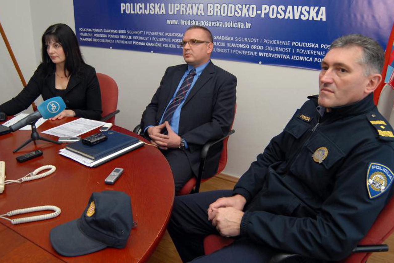 Policijska uprava brodsko-posavska