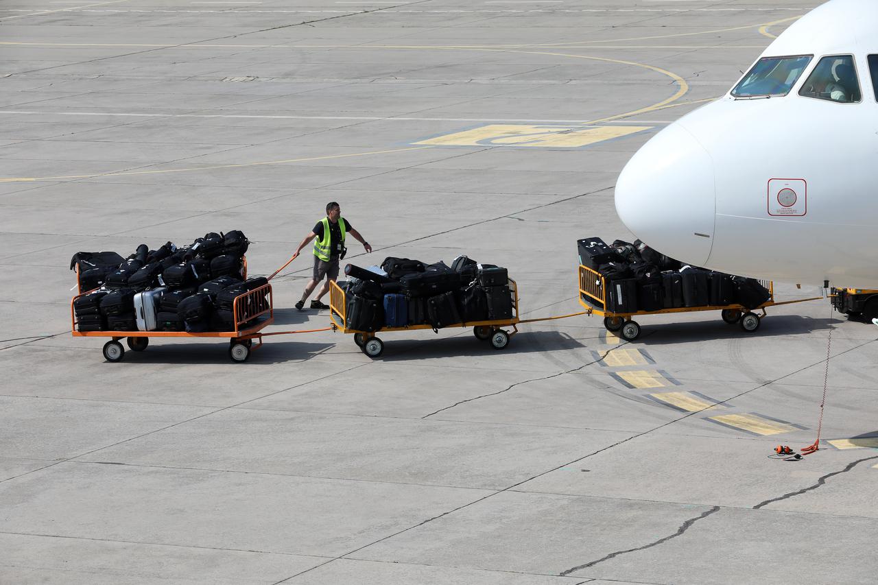 Rijeka: Spremanje prtljage na riječkom aerodromu