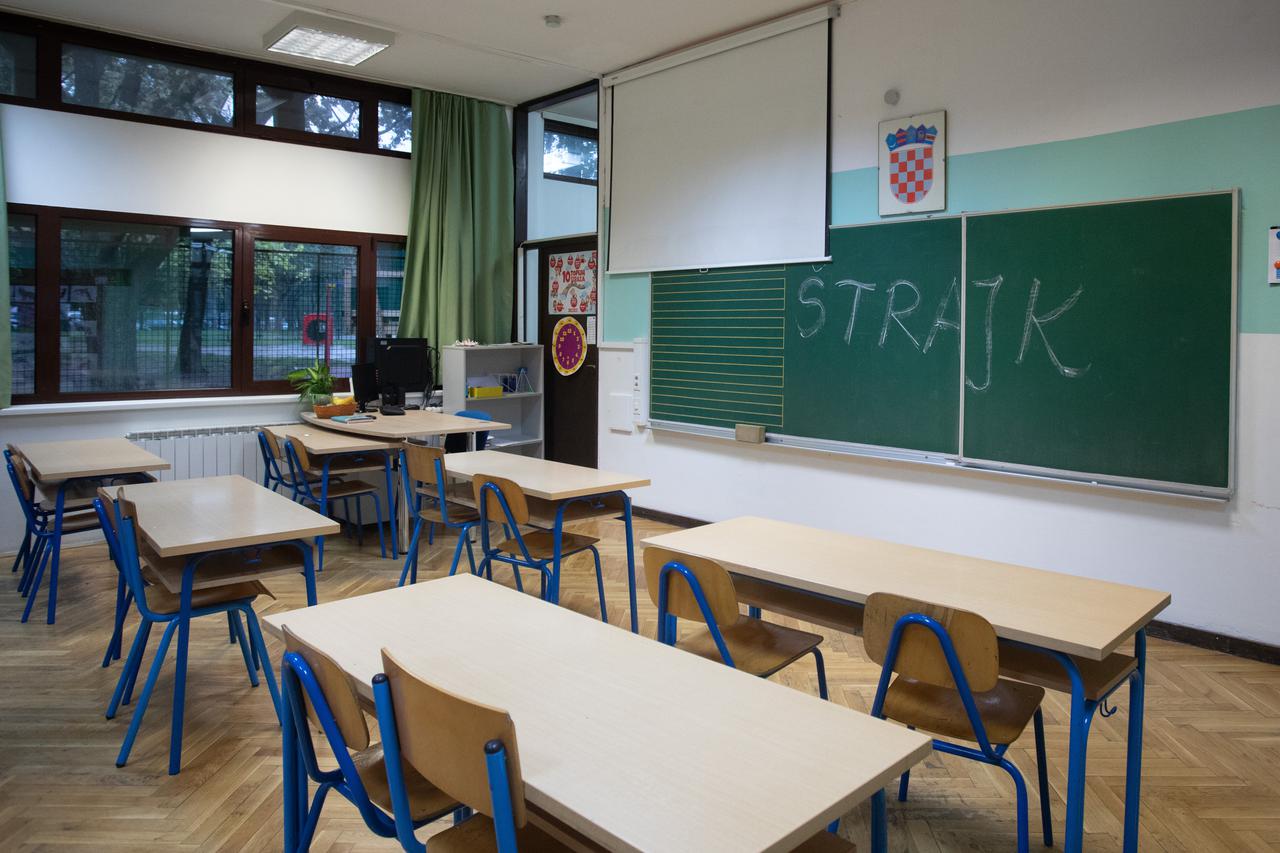 Štrajk u OŠ Nikola Tesla