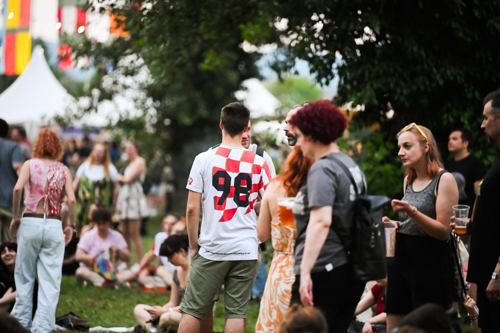 23.06.2026., Zagreb - Navijacki rekviziti na InMusic festivalu uoci danasnje utakmice. Photo: Lucija Ocko/PIXSELL