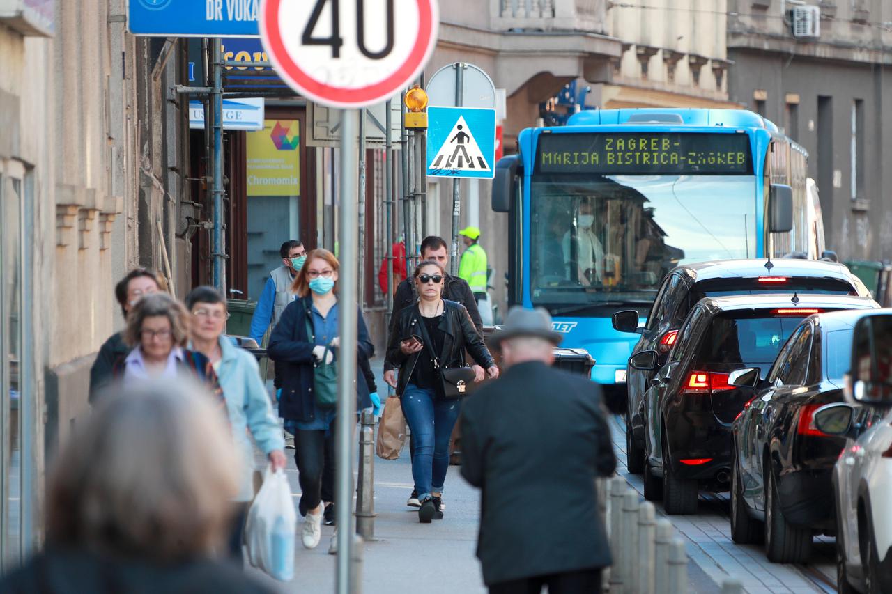 Zagreb: Gužve u gradu zbog sanacija korovova i dimnjaka