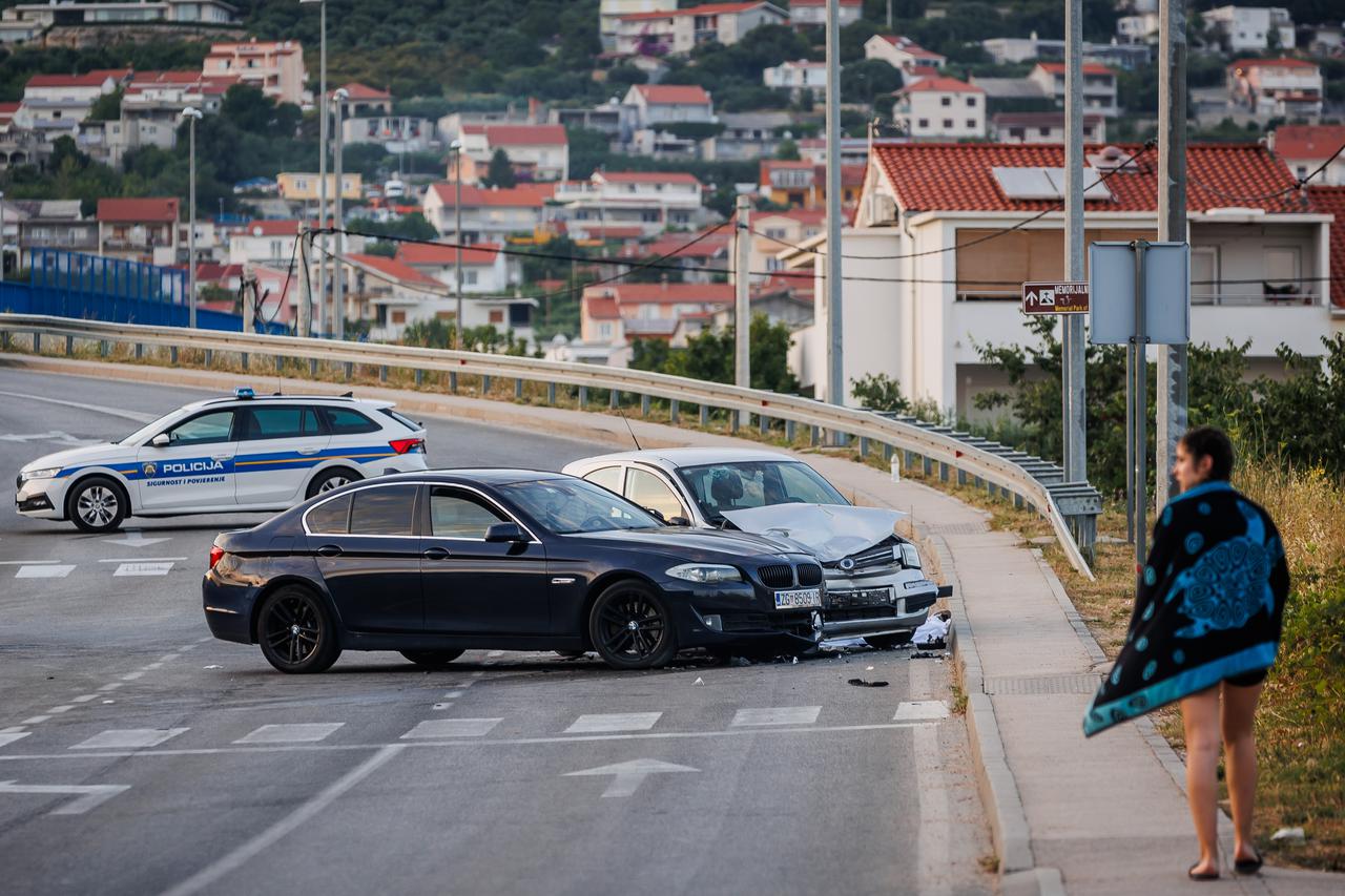 Jedna osoba poginula u prometnoj nesreći u Kaštel Starom