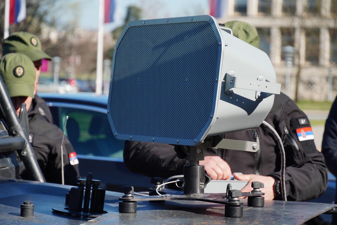 Beograd: Ministar unutarnjih poslova Ivica Dačić izjavio je na konferenciji za medije da policija Srbije nikada nije upotrebila zvučni top