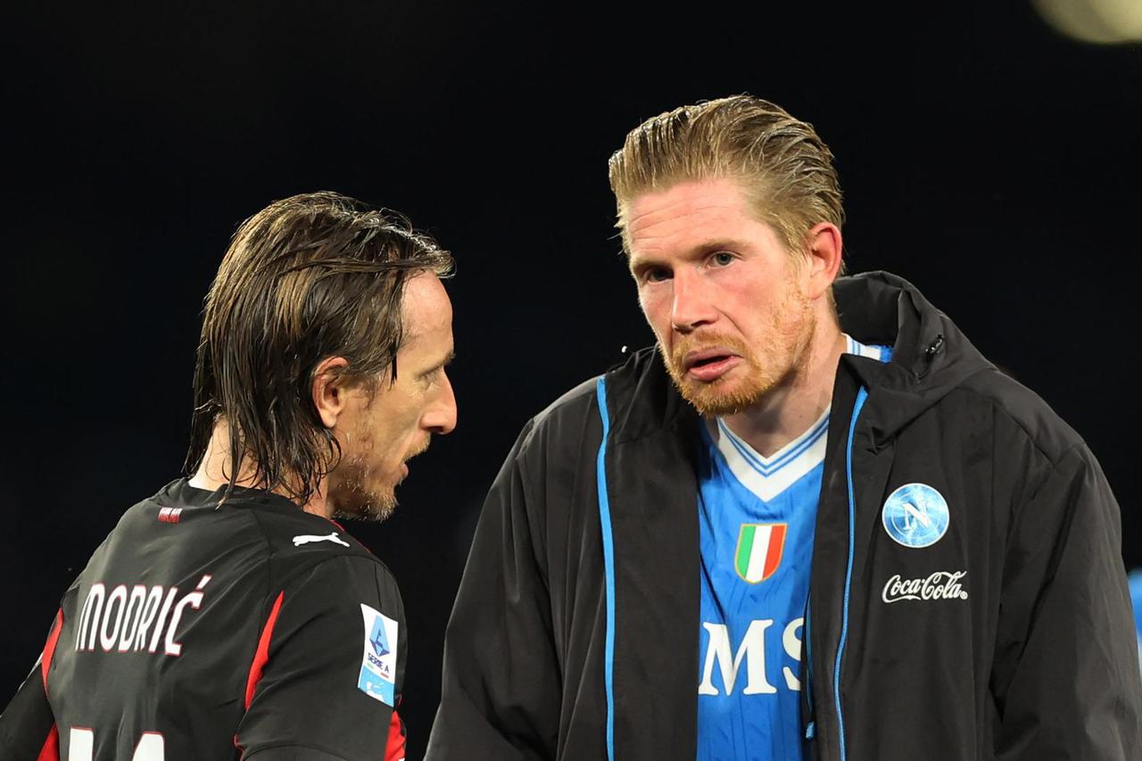 Serie A - Napoli v AC Milan