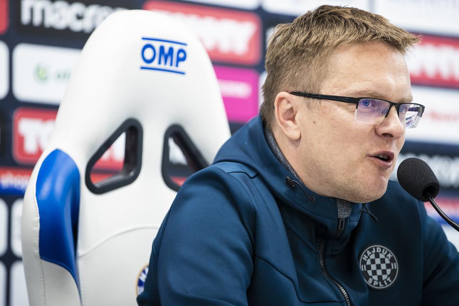 Split: Valdas Dambrauskas održao konferenciju uoči sutrašnje utakmice između Hajduka i Dinama