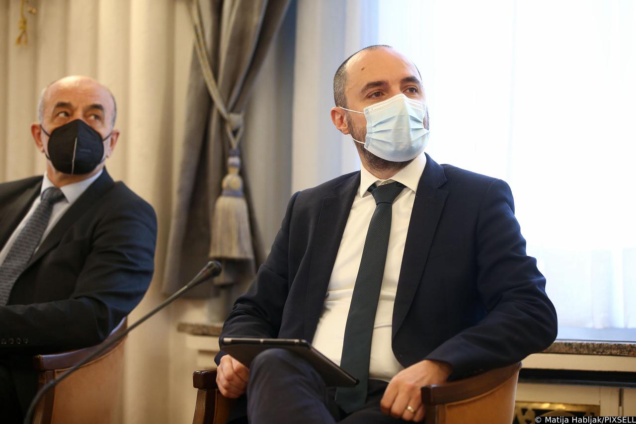 Zagreb: U HND održana konferencija o suzbijanju trgovine ljudima