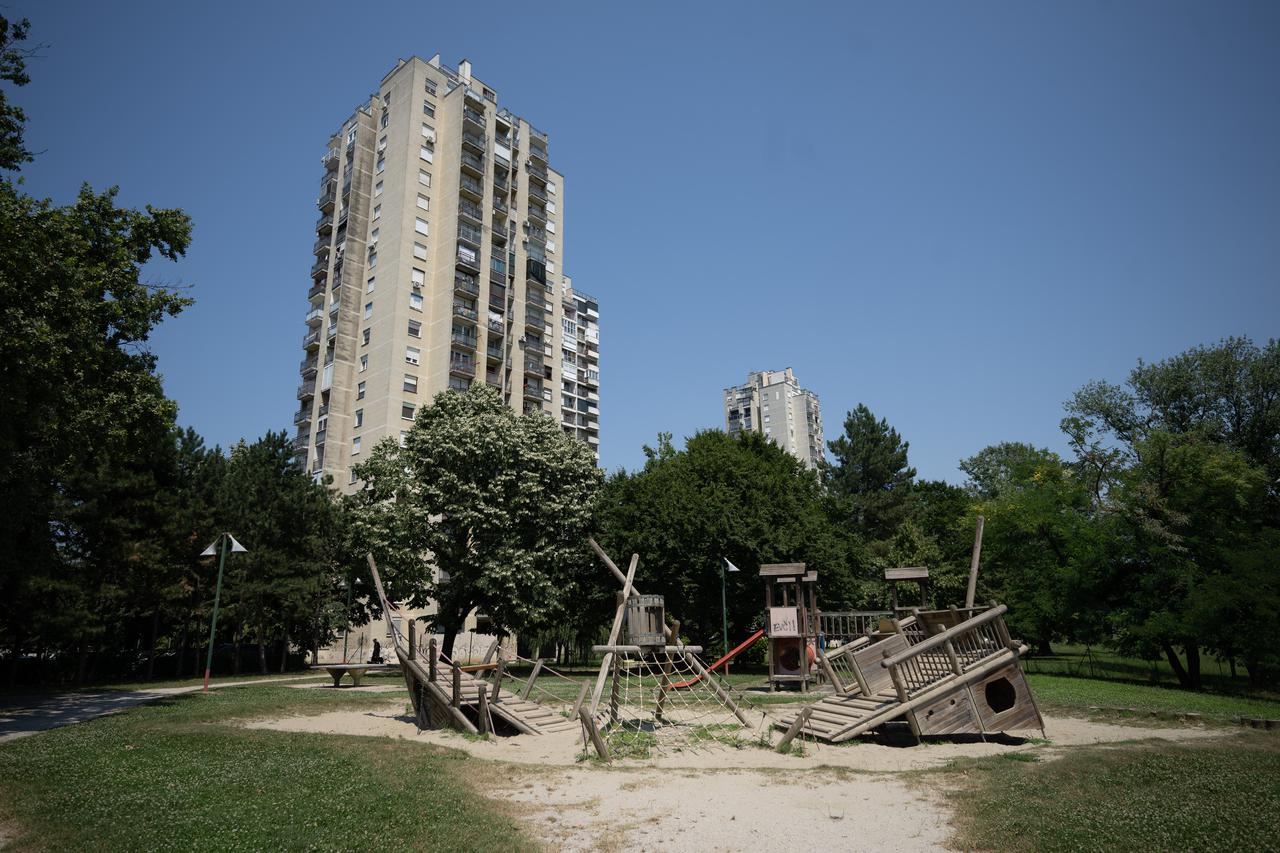 Zagreb: Neobično pusto dječje igralište kod Boćarskog doma