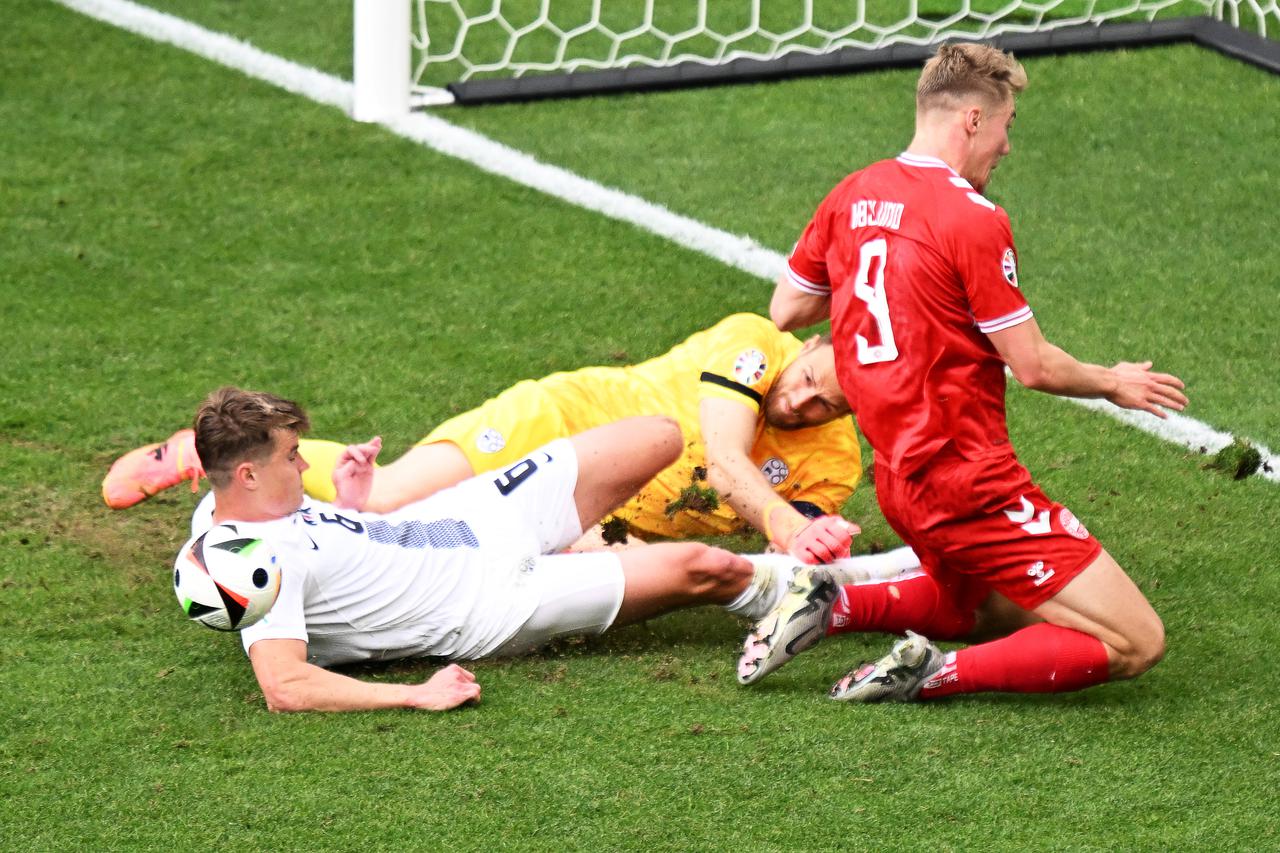 Euro 2024: Slovenia - Denmark