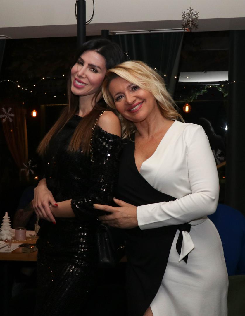 “Iskreno sam presretna da su se mjesta za večeru rasprodala u rekordnom roku dva tjedan prije održavanja, kao i majice DUCHESS ANGEL umjetnički rad Nikoline Vidović koje smo pripremili za tu večer hvala Vam svima divno je vidjeti kada se prepozna ovakva jedna spontana humana gesta jer nakon posjeta Caritas Domu u Brezovici nitko od nas ne može ostati imun to je jedna posebno emotivna priča. Mogao je biti to samoj još jdan od Božićnih domjenaka u nizu ali mi smo odlučili napraviti nešto malo drugačije ” istaknula je Snježana Mehun.