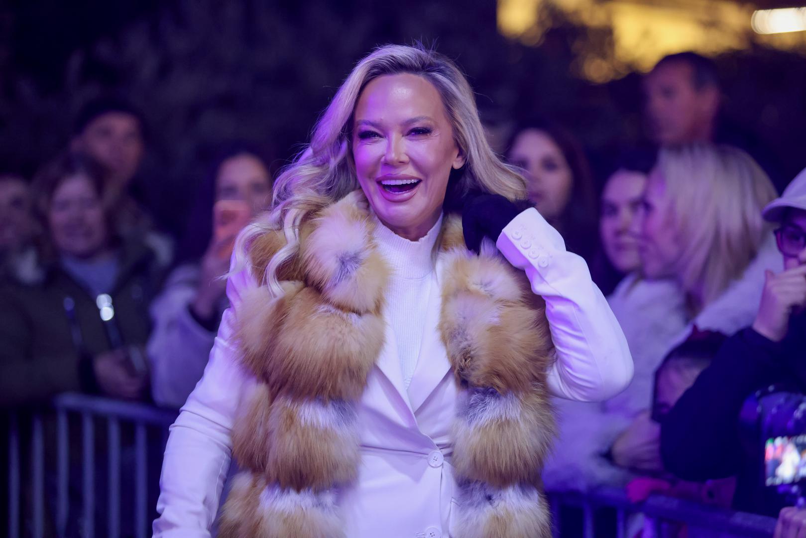 U subotu navečer Maja Šuput je u sklopu Adventa nastupila u Zadru na pozornici na Trgu Petra Zoranića.