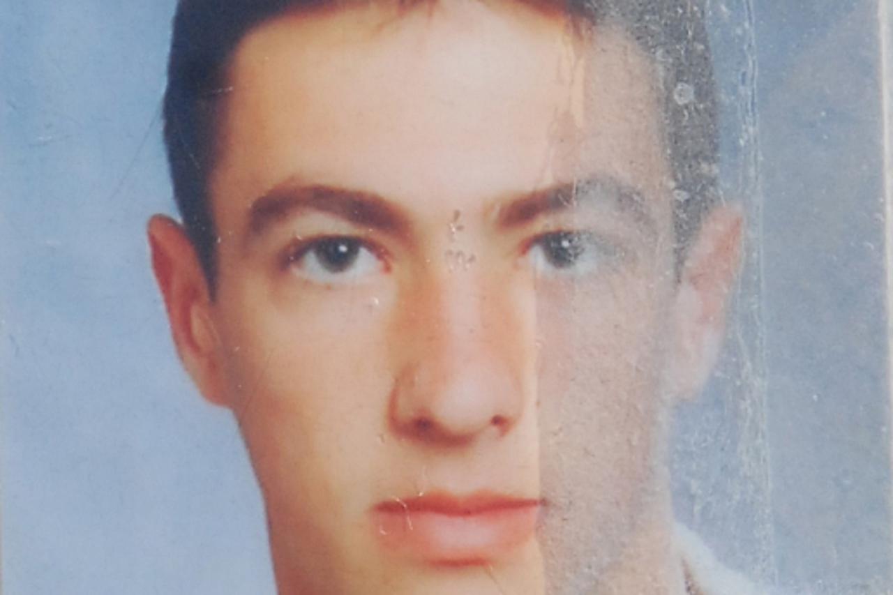 \'12.04.2011. ZADAR, Prije dva dana u moru ispred Sukosana nestao je ribar - Bozidar Pavic Photo: Dino Stanin/PIXSELL\'