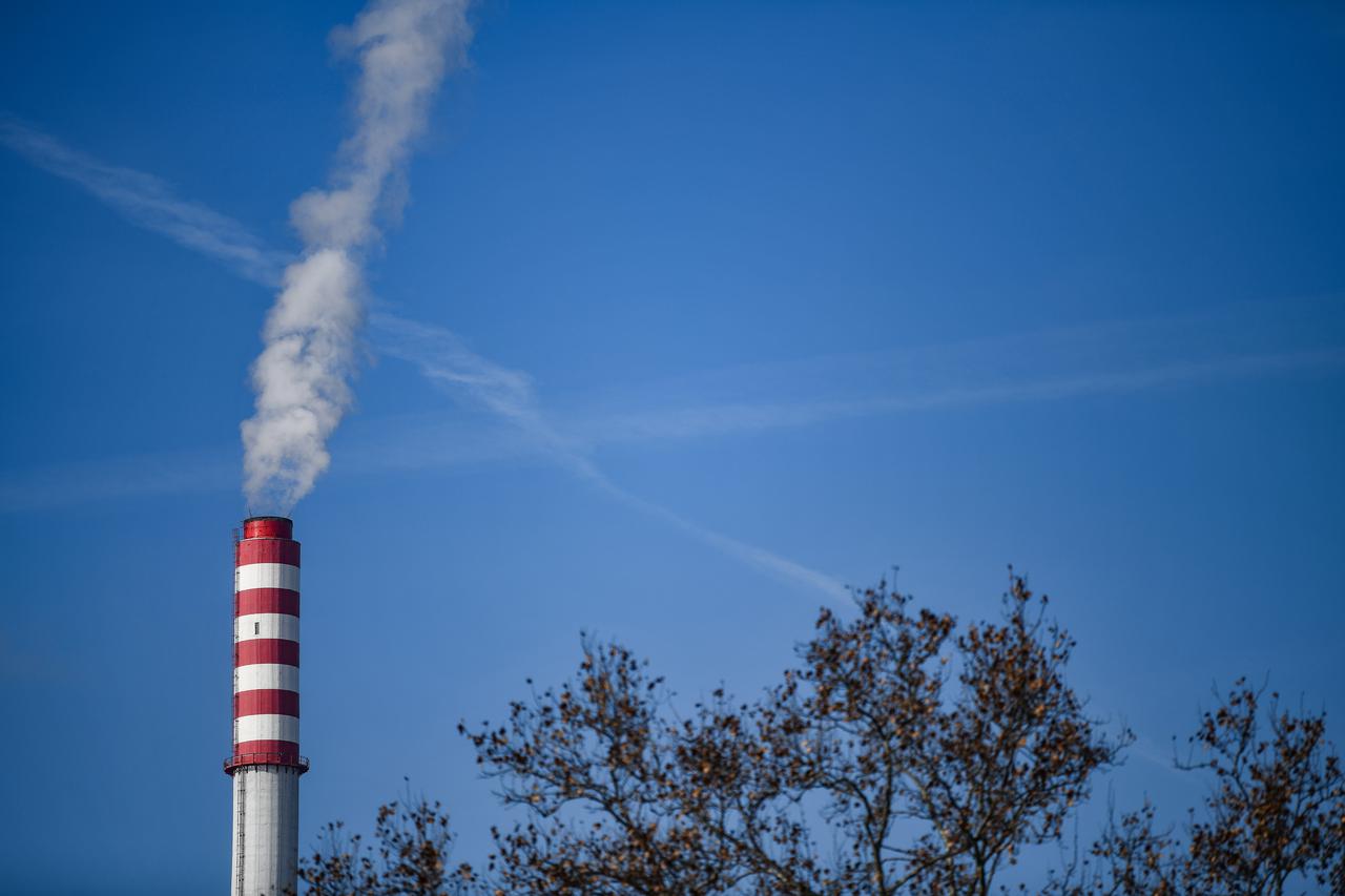 Na četiri postaje u Zagrebu izmjerena je vrlo visoka koncentracija štetnih PM čestica