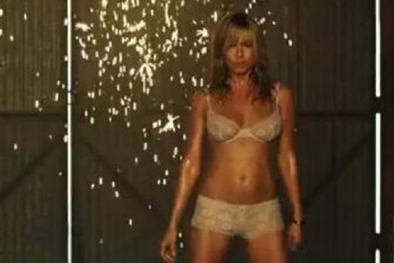 Jennifer Aniston (1)