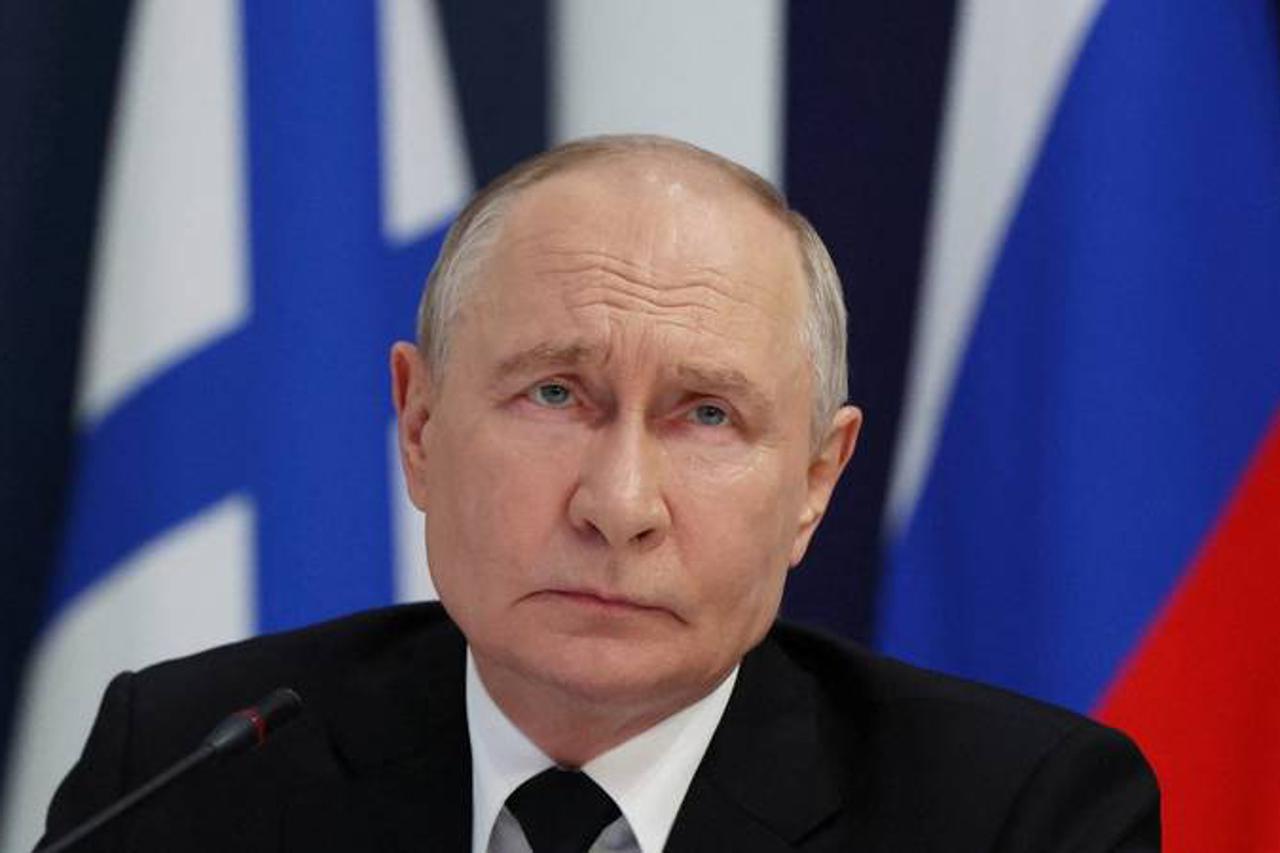 Feed/24Sata/2026-31/2026-07-26T142601Z-151794267-Rc2Plmah9O3E-Rtrmadp-3-Russia-Navy-Putin.Jpg