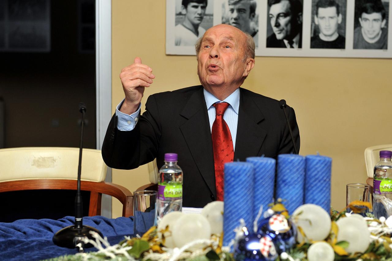 '22.12.2010., Skupstina NK Dinamo, Stadion u Maksimiru, Maksimirska 128, Zagreb - Godisnja skupstina NK Dinamo na kojoj predstavnicima navijacke skupine Bad Blue Boys i udruge Zajedno za Dinamo nije d