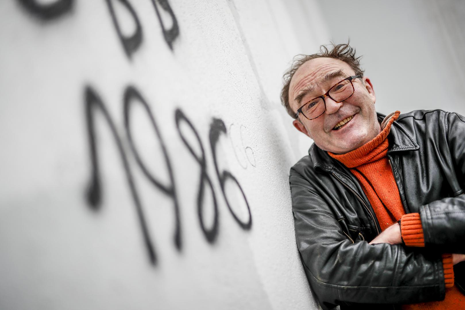  Rođeni Zagrepčanin, Šaban je na Akademiji dramske umjetnosti diplomirao 1980. godine, nakon čega je profesionalni put gradio kroz skupinu 'Akteri' i kazalište Trešnja, da bi se 1989. trajno skrasio u ansamblu Zagrebačkog kazališta mladih. 