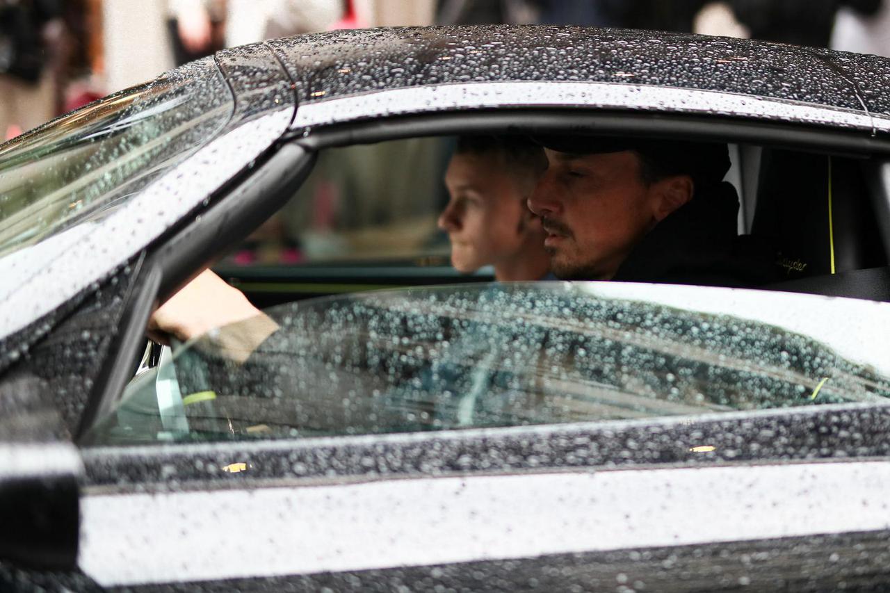 MFW - Zlatan Ibrahimovic goes out with his supercar