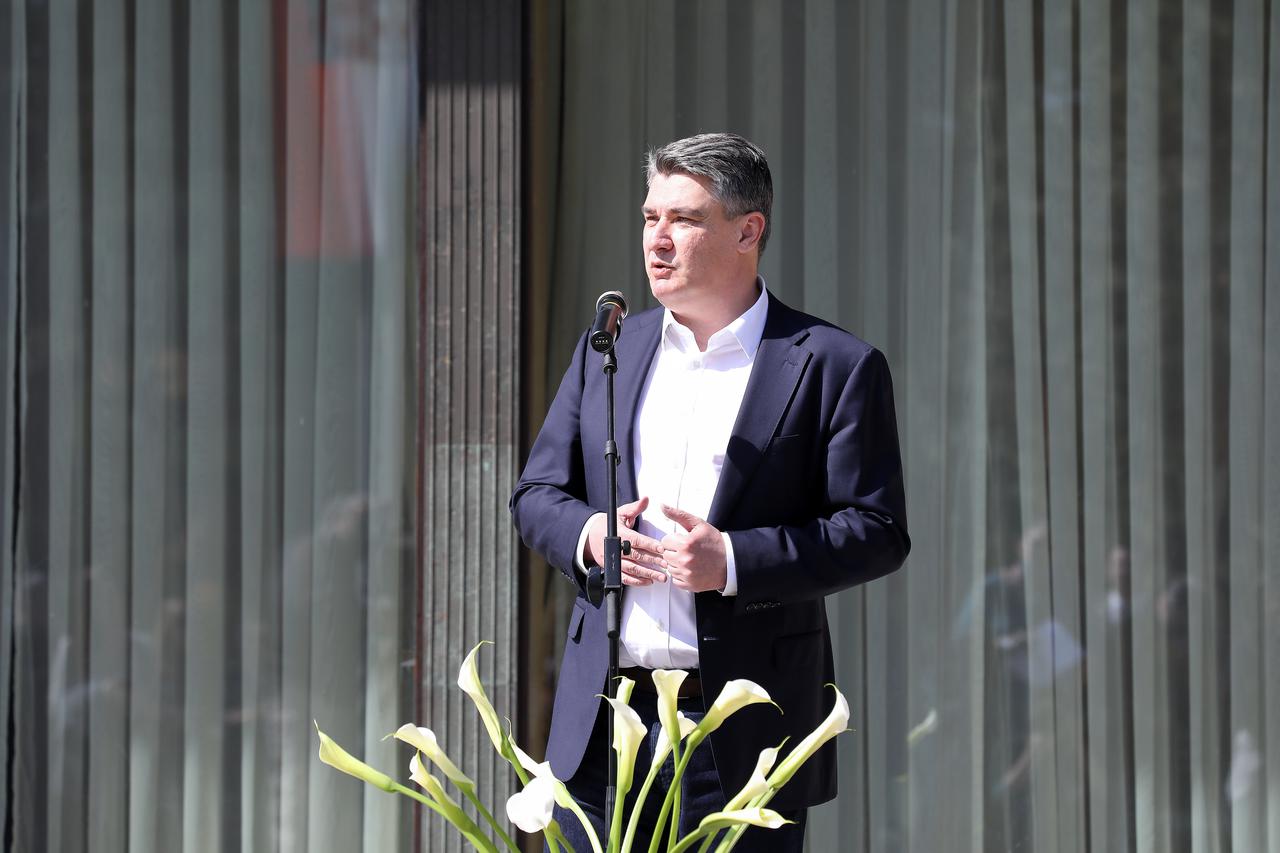 Zagreb: Predsjednik Milanović u društvu supruge Sanje na otvorenju izložbe na Pantovčaku