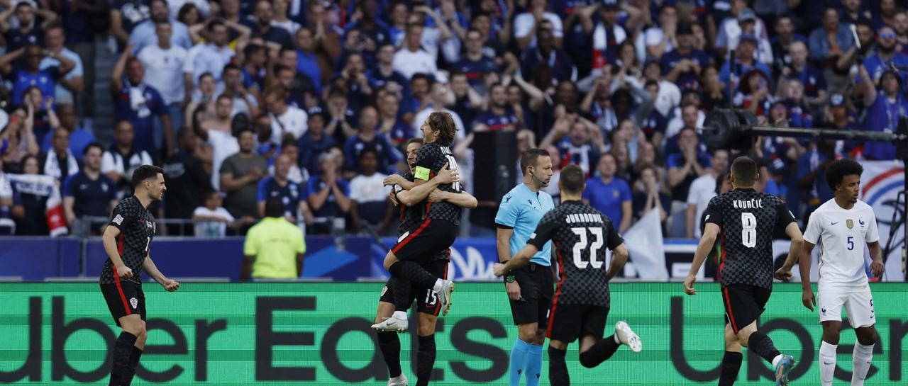 Hrvatska odigrala sjajnu utakmicu i prvi put u povijesti slavila protiv Francuske!