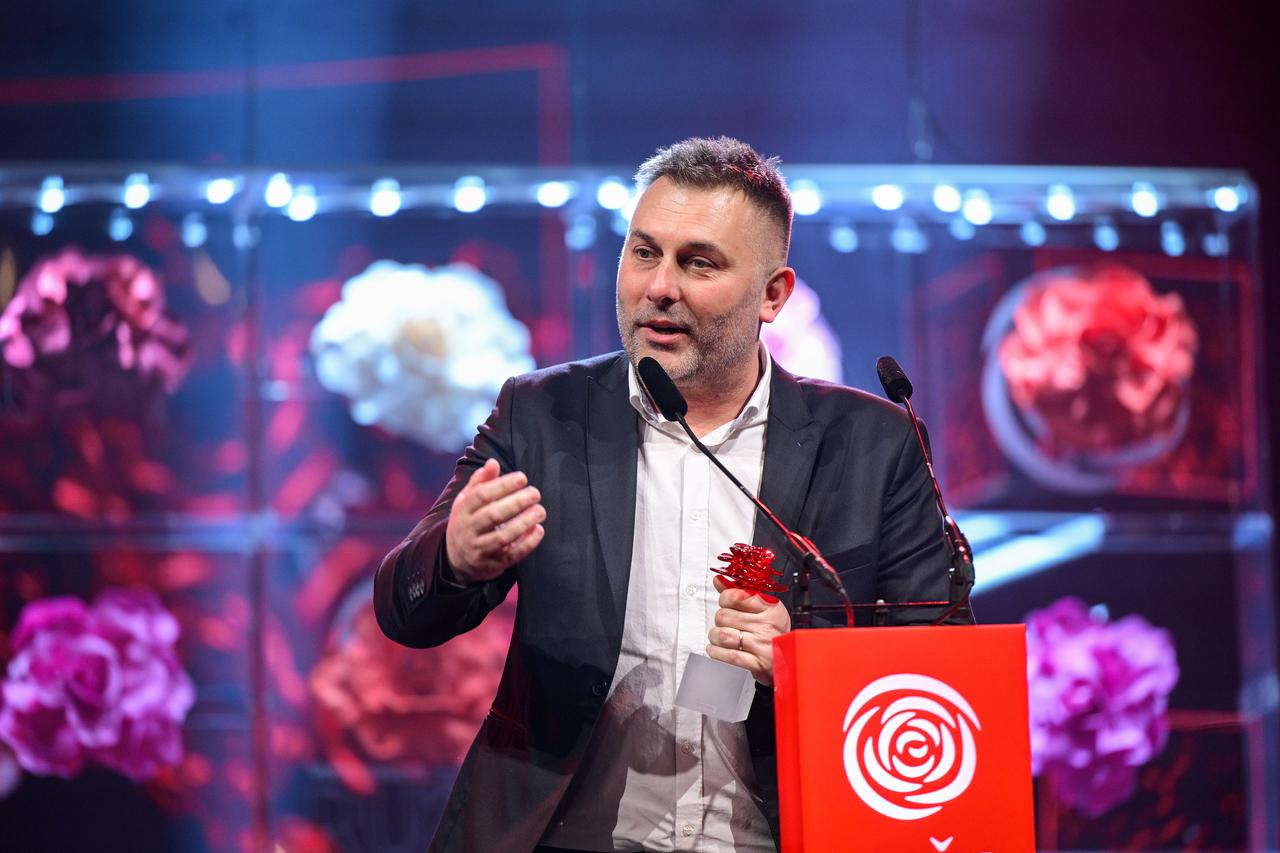 Zagreb: Ceremonija dodjele medijske nagrade "Večernjakova ruža" u Hrvatskom narodnom kazalištu