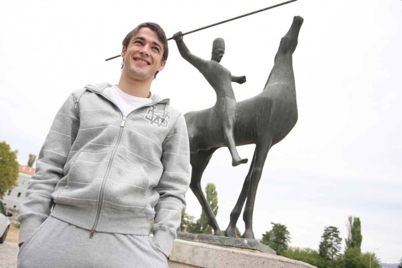 'Sinj.01.10.2010. Razgovr s nogometasem Hajduka Antom Vukusicem dan poslije pobjedonosnog gola protiv Anderlechta. Photo: Ivo Cagalj/PIXSELL'