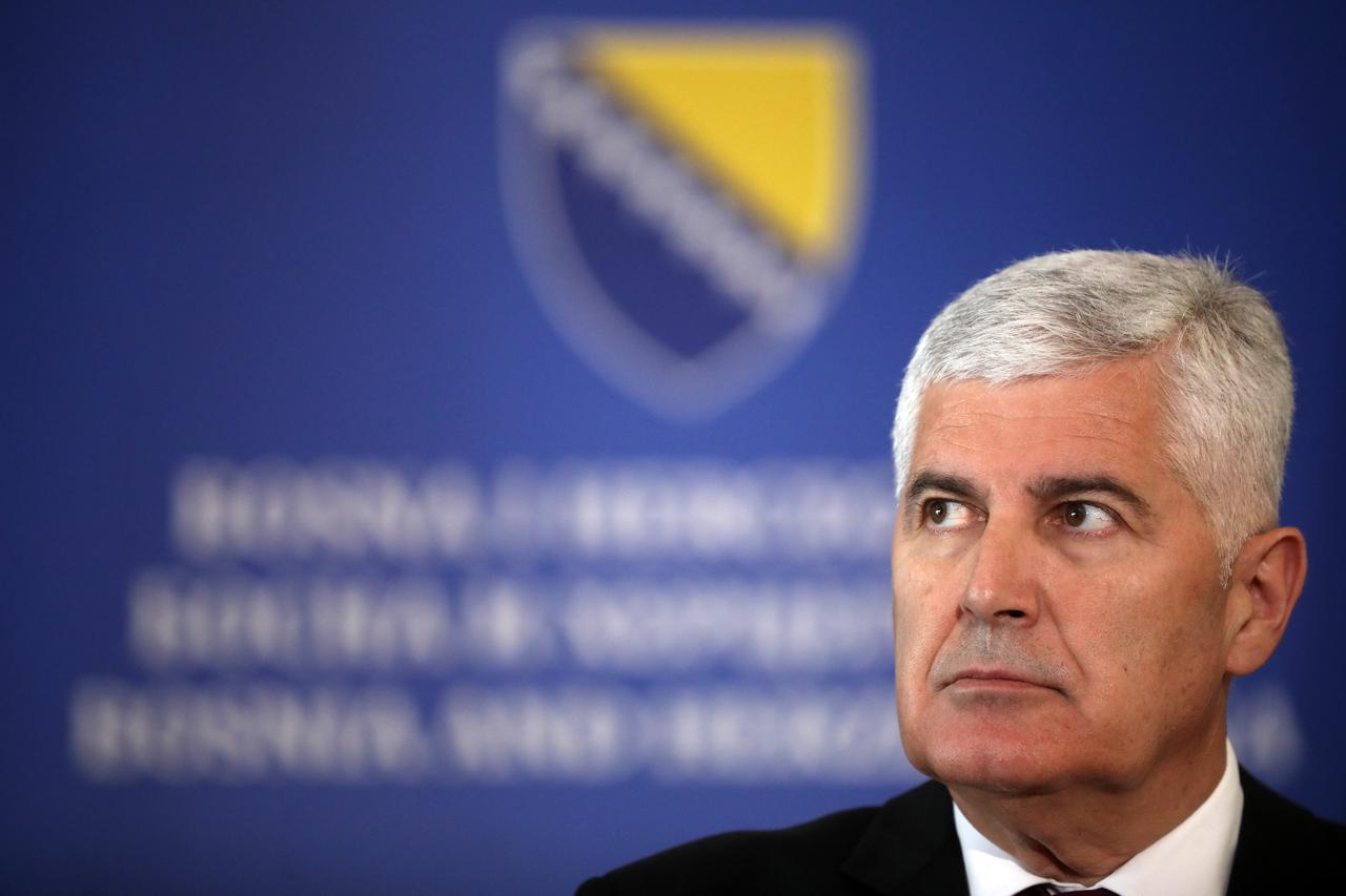 Dragan Čović dao je izjavu za medije nakon sjednice Doma naroda Parlamentarne skupštine BiH