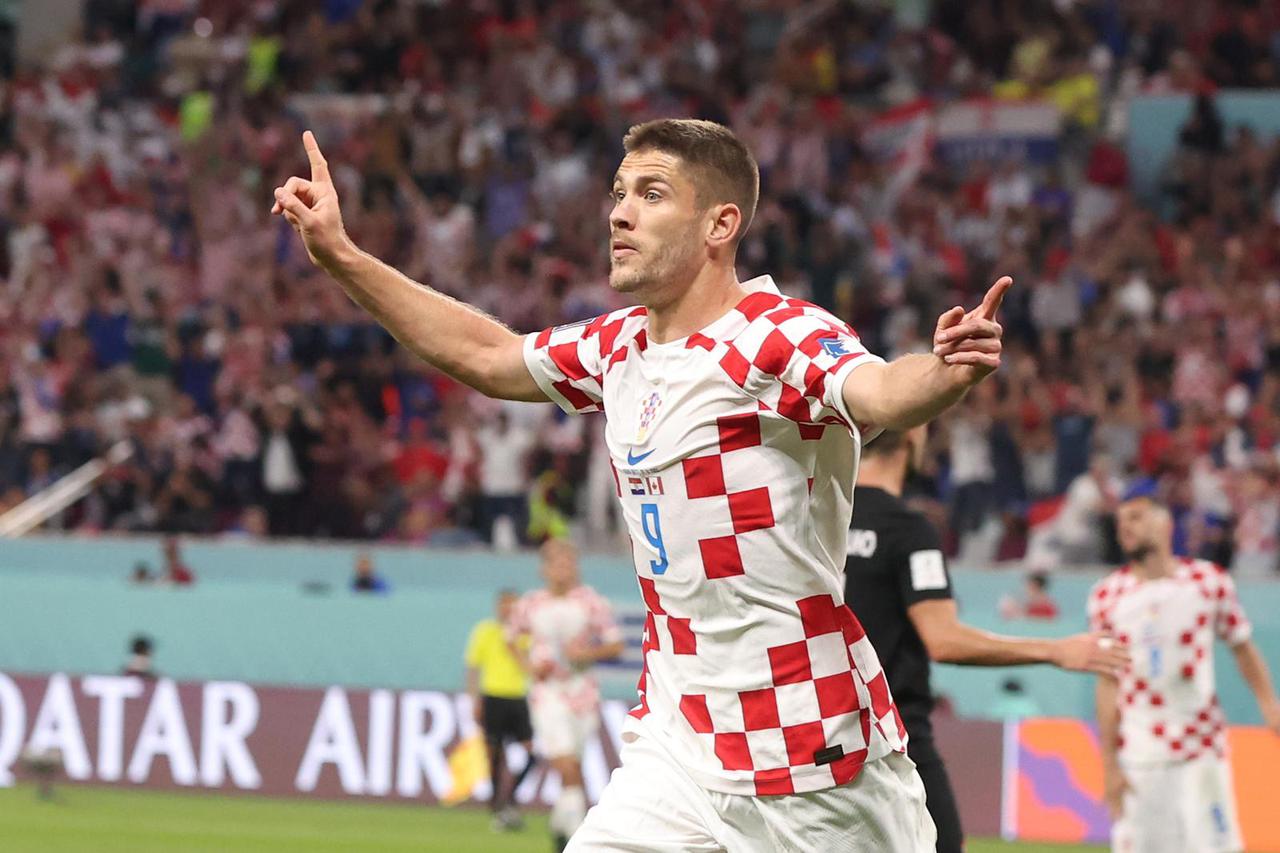 KATAR 2022 - Razočaranje Kramarića nakon što mu je poništen gol tijekom utakmice Hrvatska - Kanada