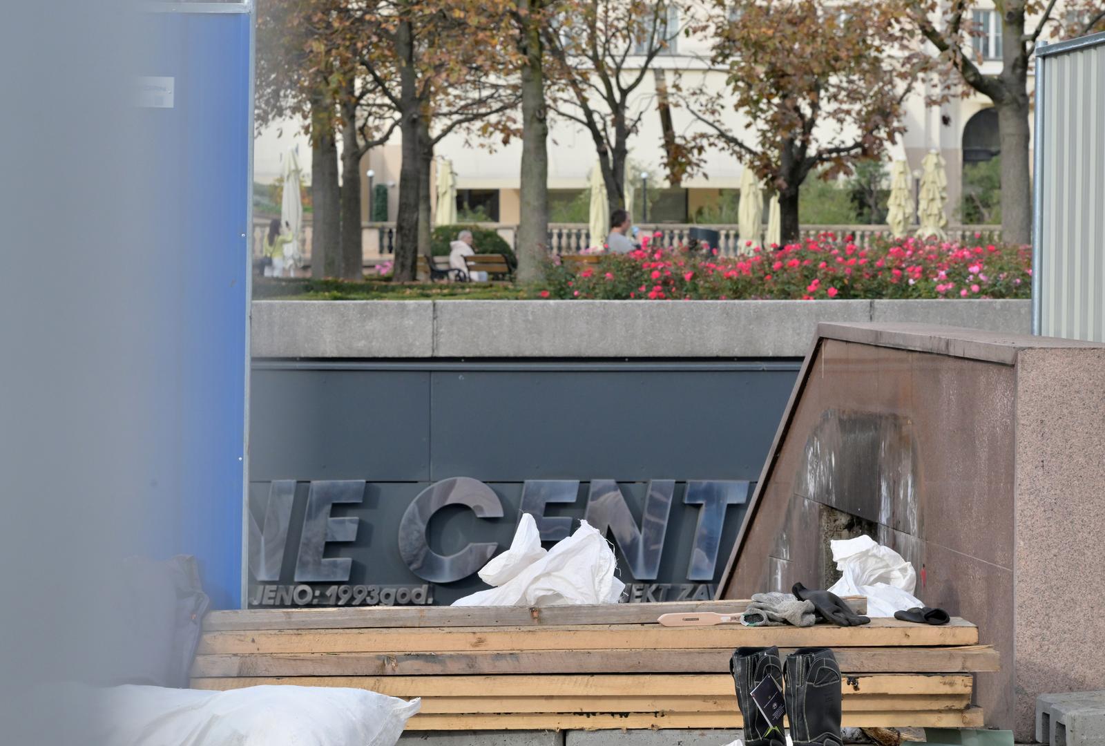 Stepenice su stare 30 godina pa će njihova zamjena trajati pet mjeseci koliko je ugovoreni rok za završetak radova. 