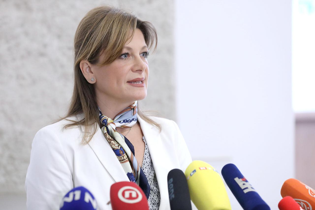 Zagreb: Karolina Vidović Krišto govorila o temi Opoziv ministra Zdravka Marić