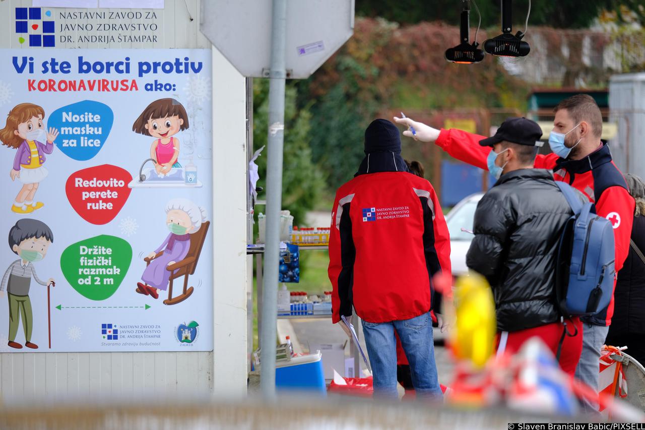 Zagreb: Bez gužvi na punktovima za testiranje Fran Mihaljević i Andrija Štampar