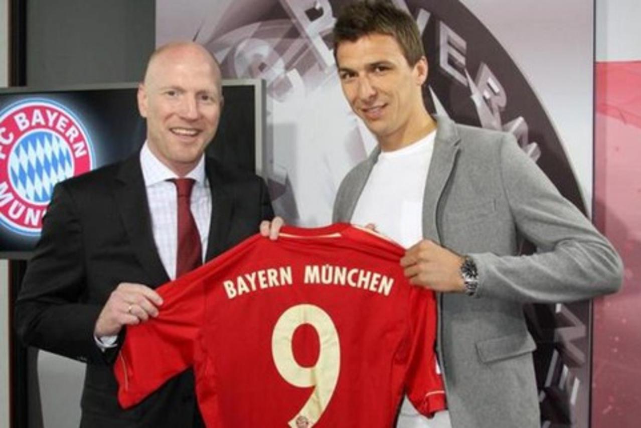 Mario Mandžukić (1)