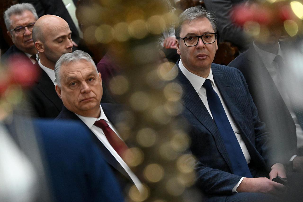 Serbian President Aleksandar Vucic meets Hungarian Prime Minister Viktor Orban in Subotica