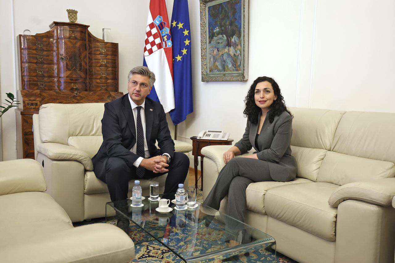 Predsjednik Vlade Andrej Plenković primio je predsjednicu Republike Kosovo Vjosu Osmani-Sadriu