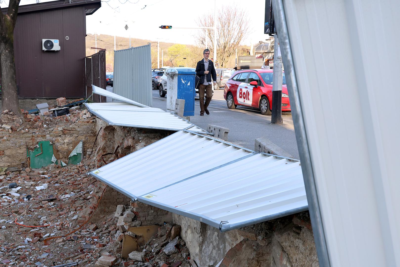 Prema prognozama, smirivanje vjetra očekuje se tek za vikend.