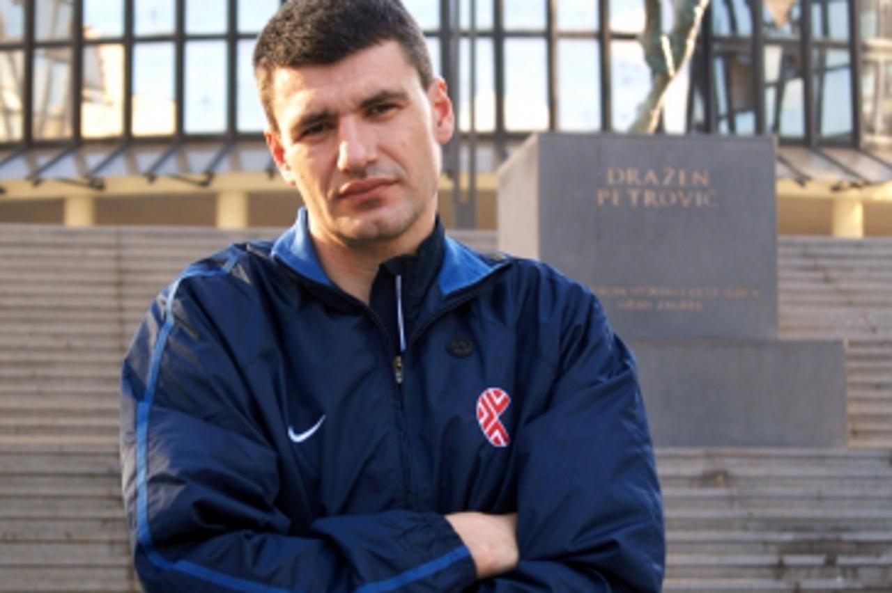 Velimir Perasović