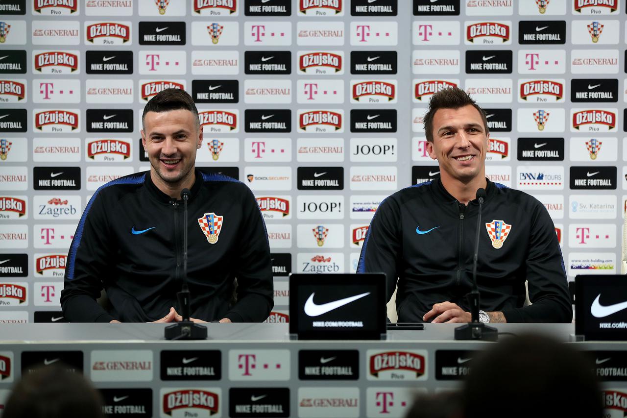 Mario Mandžukić i Danijel Subašić