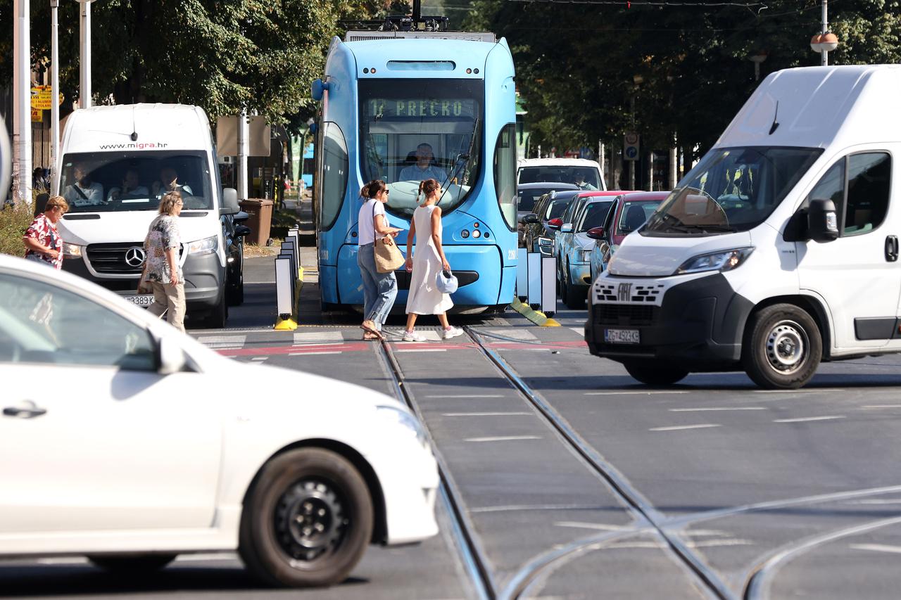Zagreb: Gužve se vratile, u Savskoj bez većih problema 