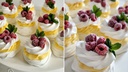 RECEPT DANA Mini Pavlove s voćem: Elegantan desert koji izgleda kao iz slastičarnice