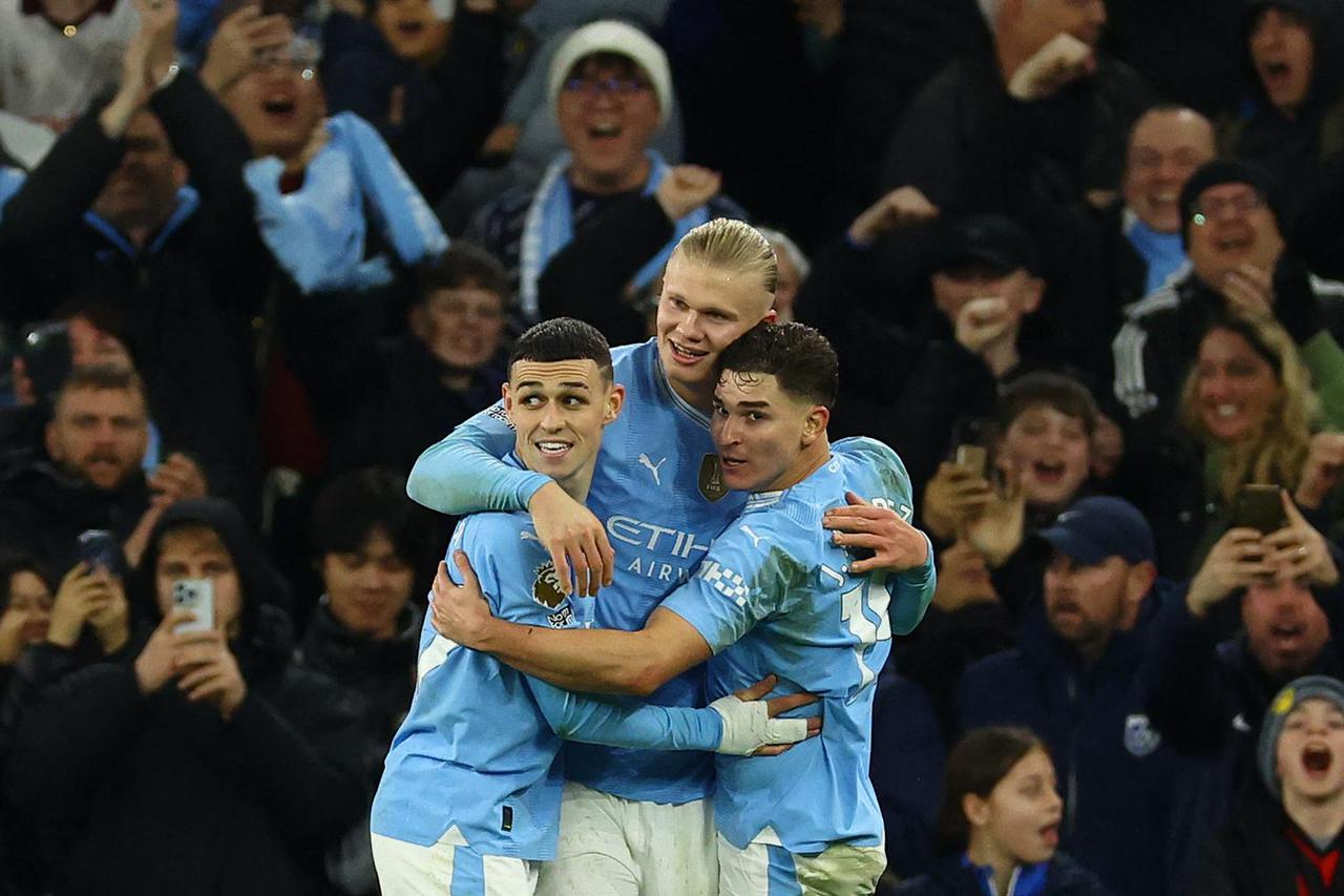 Premier League - Manchester City v Brentford