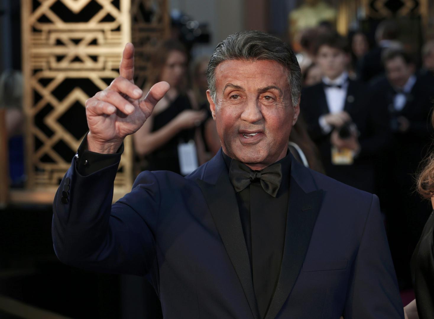 Prije nego mu je Rocky osigurao slavu Sylvester Stallone je, da bi preživio, glumio u porno filmu The Party at Kitty and Stud's. 